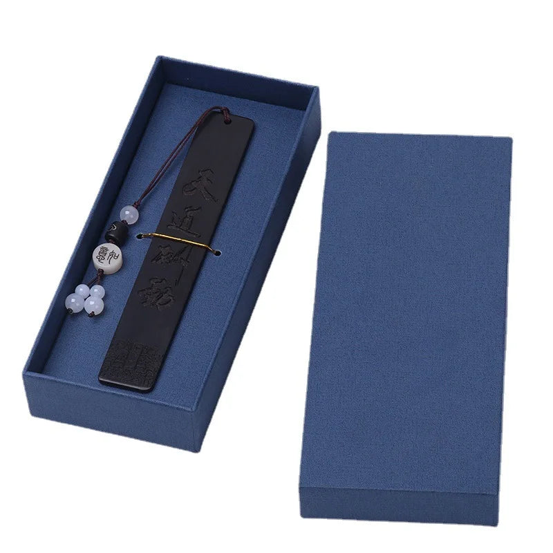 Custom Logo Bookmarker Box Packaging Recycled Materials Cardboard Base Lid Matt Lamination UV Coating Printing Handling