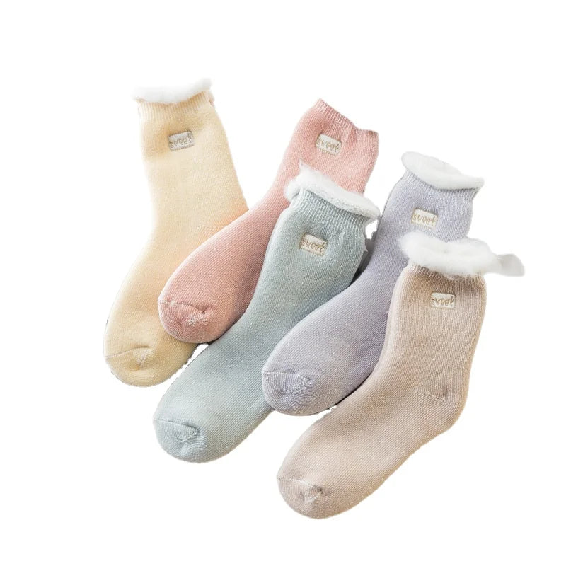 WUYANG FACTORY HOT SALE Thickened Warm Napping Stockings for Women Embroidered Loose Neck Socks Warm Indoor Socks