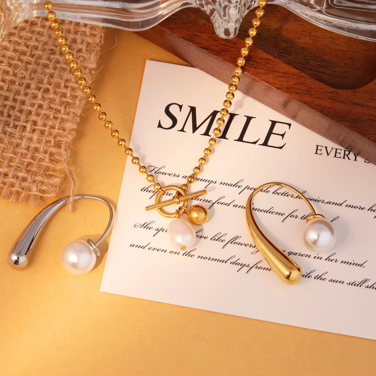 Chris April 316L Stainless Steel T-bar Clasp Beads Chain 18k Gold Plated Natural Freshwater Pearl Necklace for Women