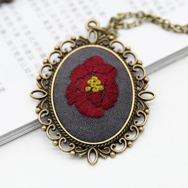 Popular Crafts Sewing Ornament Gift Easy Hand Basic Stamped Gothic Diy Flower Embroidery Set With Hoop