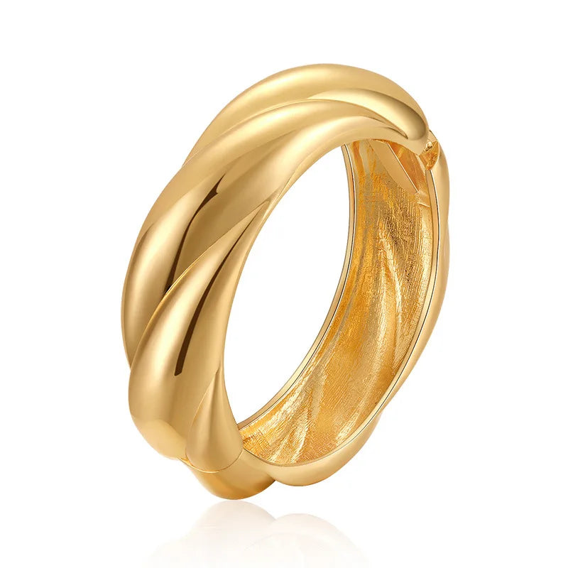 2024 New Arrival Fashion Jewelry Euro Water Ripple Texture Bracelet Metal Design Minimalist Hand Wear Twist Cuff Bangle Bracelet