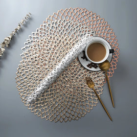 Eco-Friendly PVC Plastic Gold and Silver Round Modern Wedding Placemats Set for Household Use