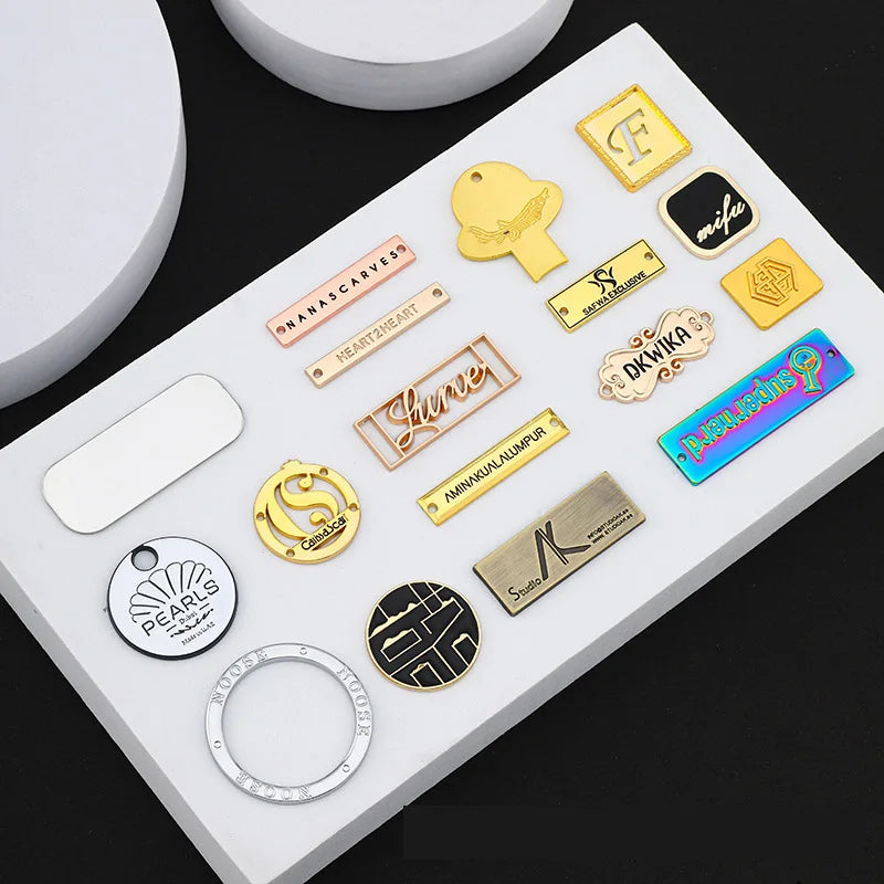 Customized Zinc Alloy Brand Name Logo Metal Tags Engraved Bag Label Custom Nameplate for Handbag Plates