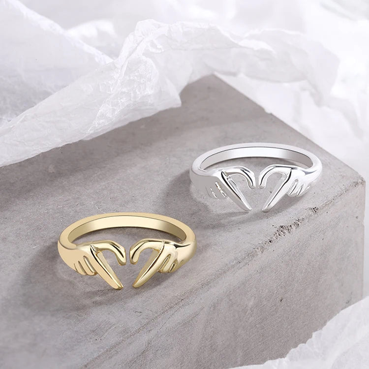 2025 Cross-border New Fashion Jewelry Rings Design Sense Geometric Luxury Ring Creative Heart Rings for Women