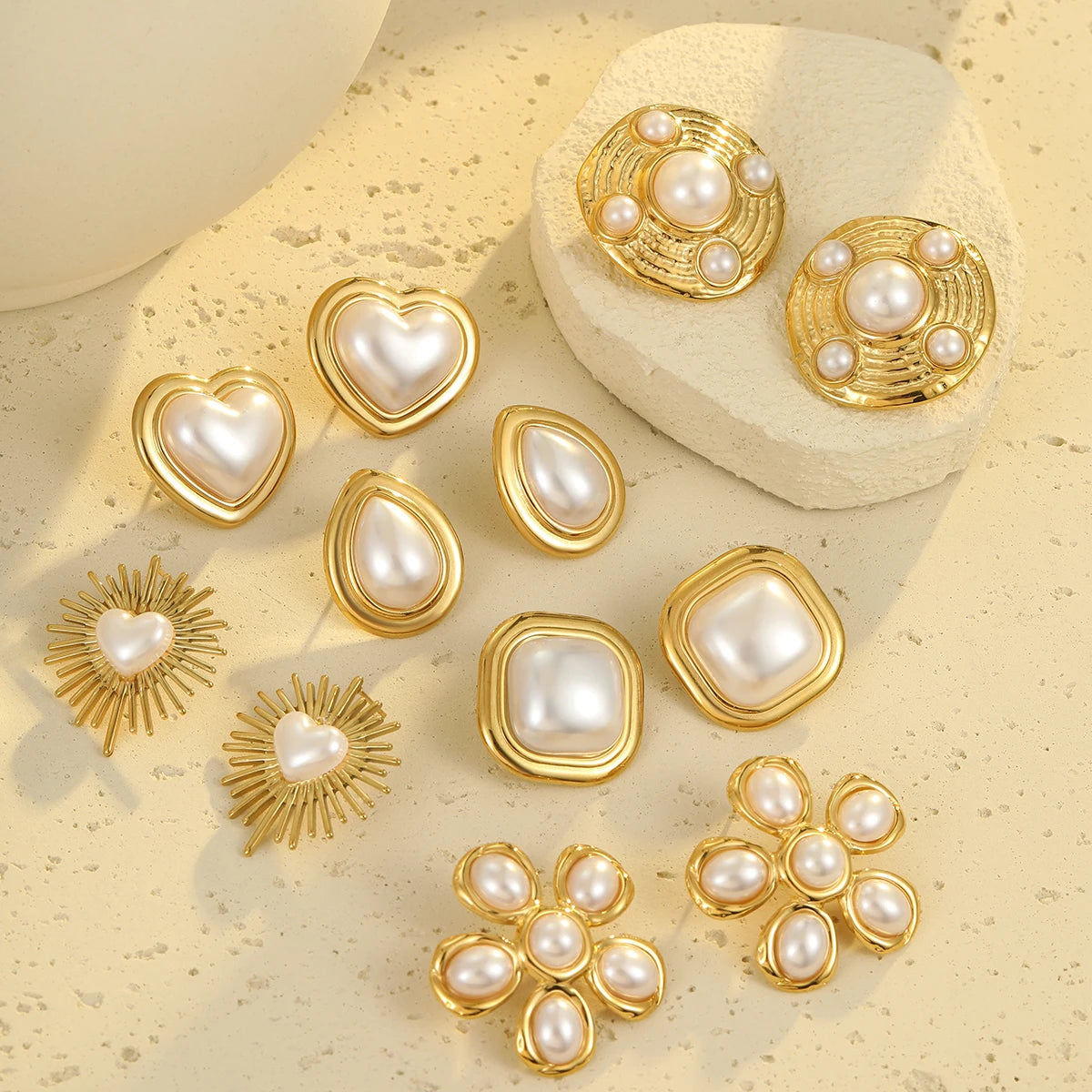 Hot Selling Pearl Vintage Stud Earring Set Fashion Geometric Flower Stainless Steel Gold Plated Jewelry Set for Party