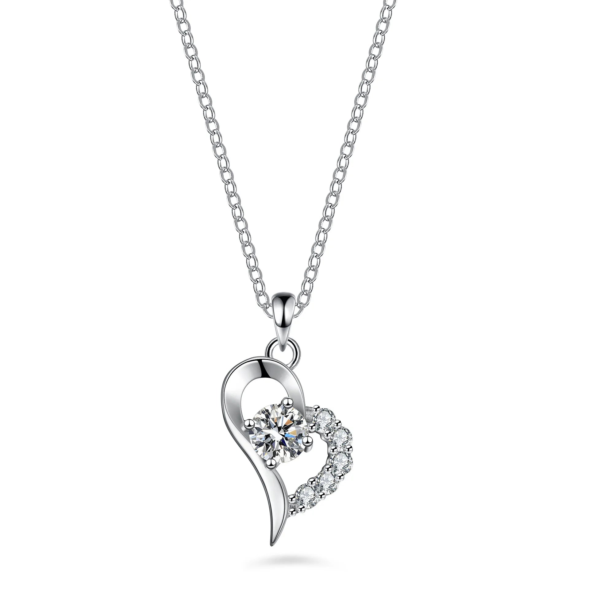1 Carat S925 Sterling Silver White Gold VVS1 Round Moissanite Stone Necklace with Wedding Heart Charm Pendants Fashion Jewelry