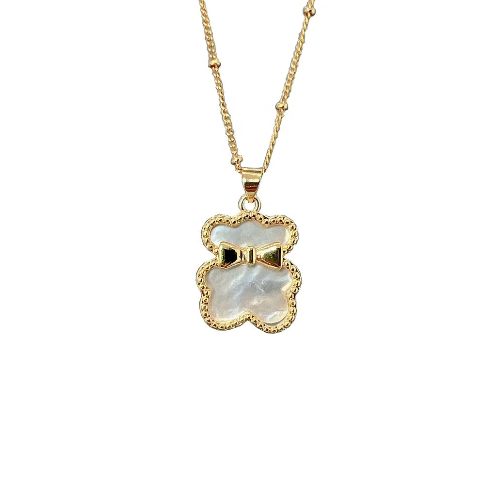 Wholesale Custom Natural Sea Shell Cute Animal Bear Pendant Necklace for Women Jewelry
