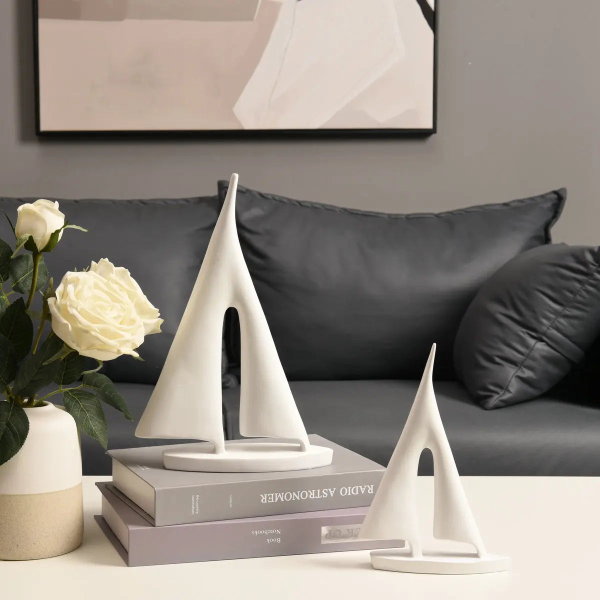 Hot Sell Minimalist Style Sailboat Sculpture Modern Home Decor Resin Figurine Office Decoration
