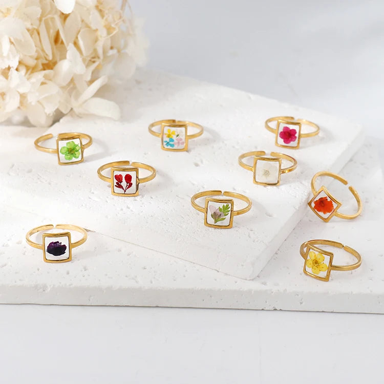 Handmade Dried Flowers Resin Rings with Flowers in Side Floral Stainless Steel Open Circle Pressed Flower Ring for Women