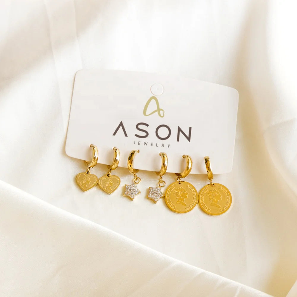 Factory Cheap Wholesale Queen Head Earrings with Letter Huggie Hoop Earrings Pendant Earrings Hoop for Women