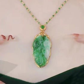 Chinese Style Artificial Jade Charm Pendant Necklace Jade Leaves Pendant Clavicle Chain Necklace for Women Girls Lucky Jewelry