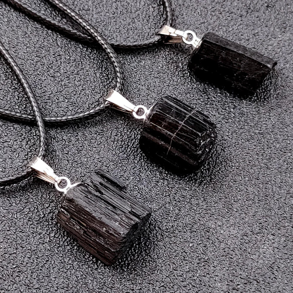 Natural Crystal Black Tourmaline Rough Stone Pendant Irregular Tourmaline Cylinder Specimen Necklace for Women Men Jewelry