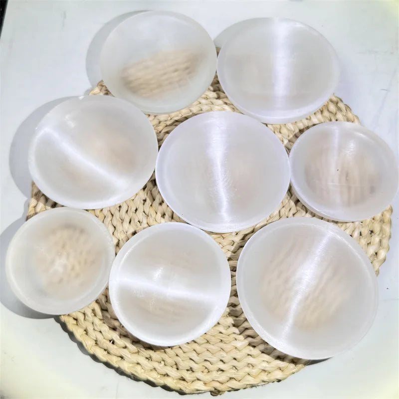 Natural Crystal Bowl Gypsum Quartz Healing Stone Selenite Round Bowls for Sale