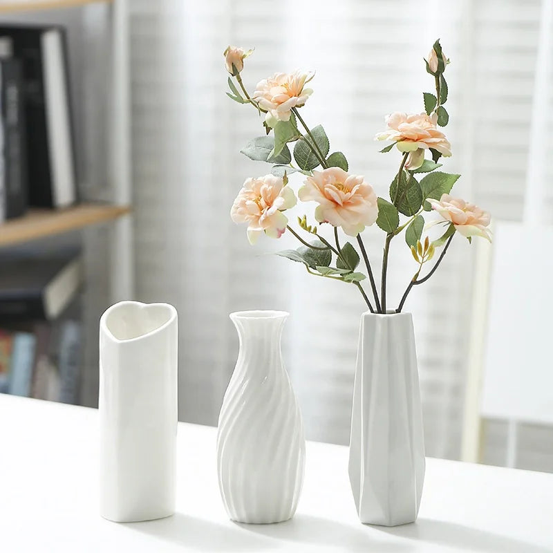 Nordic Style Glazed Ceramic Traditional Craft Small Tabletop Birthday Dried Flowers Vase