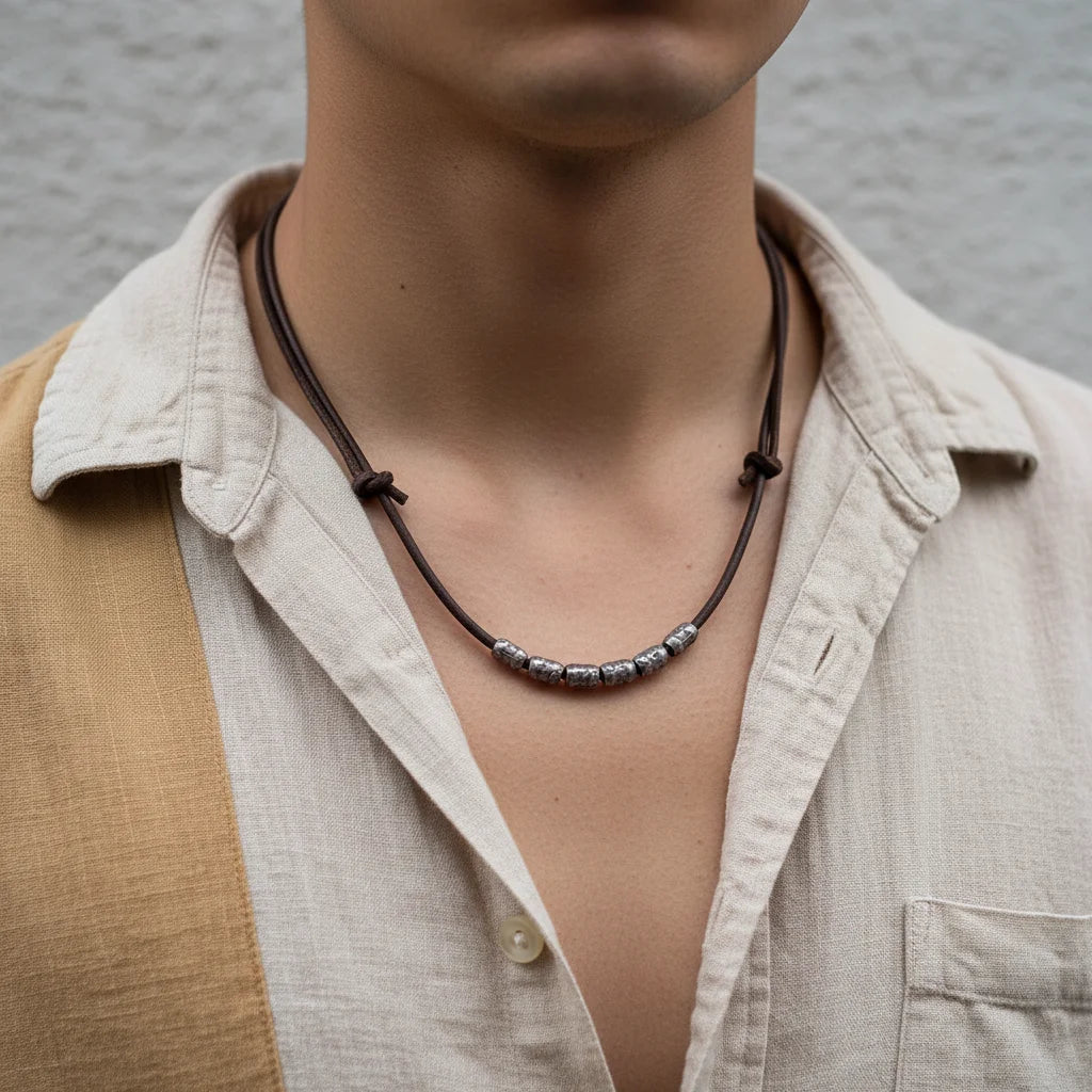 Vintage Cow Leather Rope Necklace Personality Cowhide Necklace Retro Bead Pendants Men Jewelry Leather Necklaces