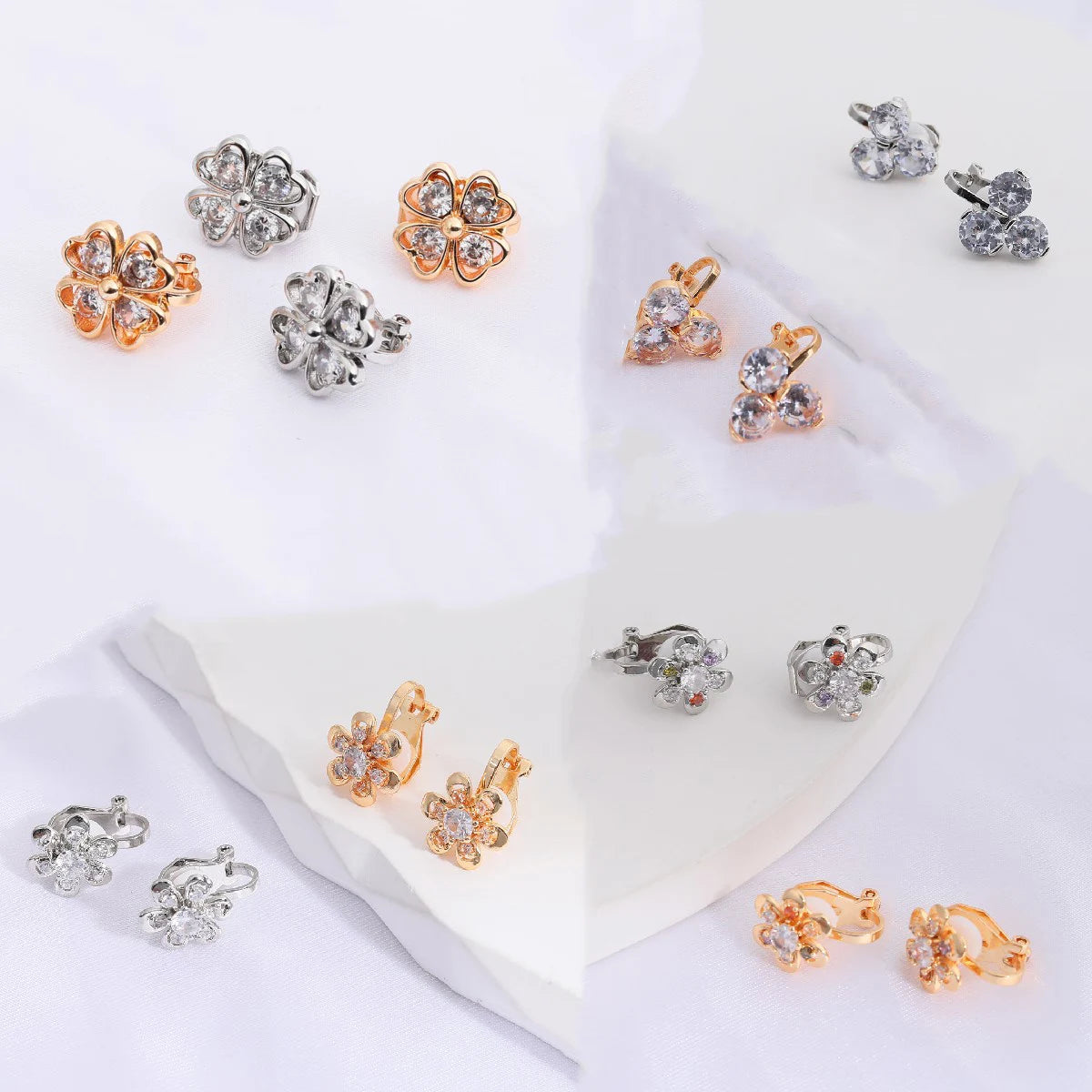 Original Design 18K Gold Plated Brass Jewelry New Clover Hoop Earrings for Women Gift Jewelry Set