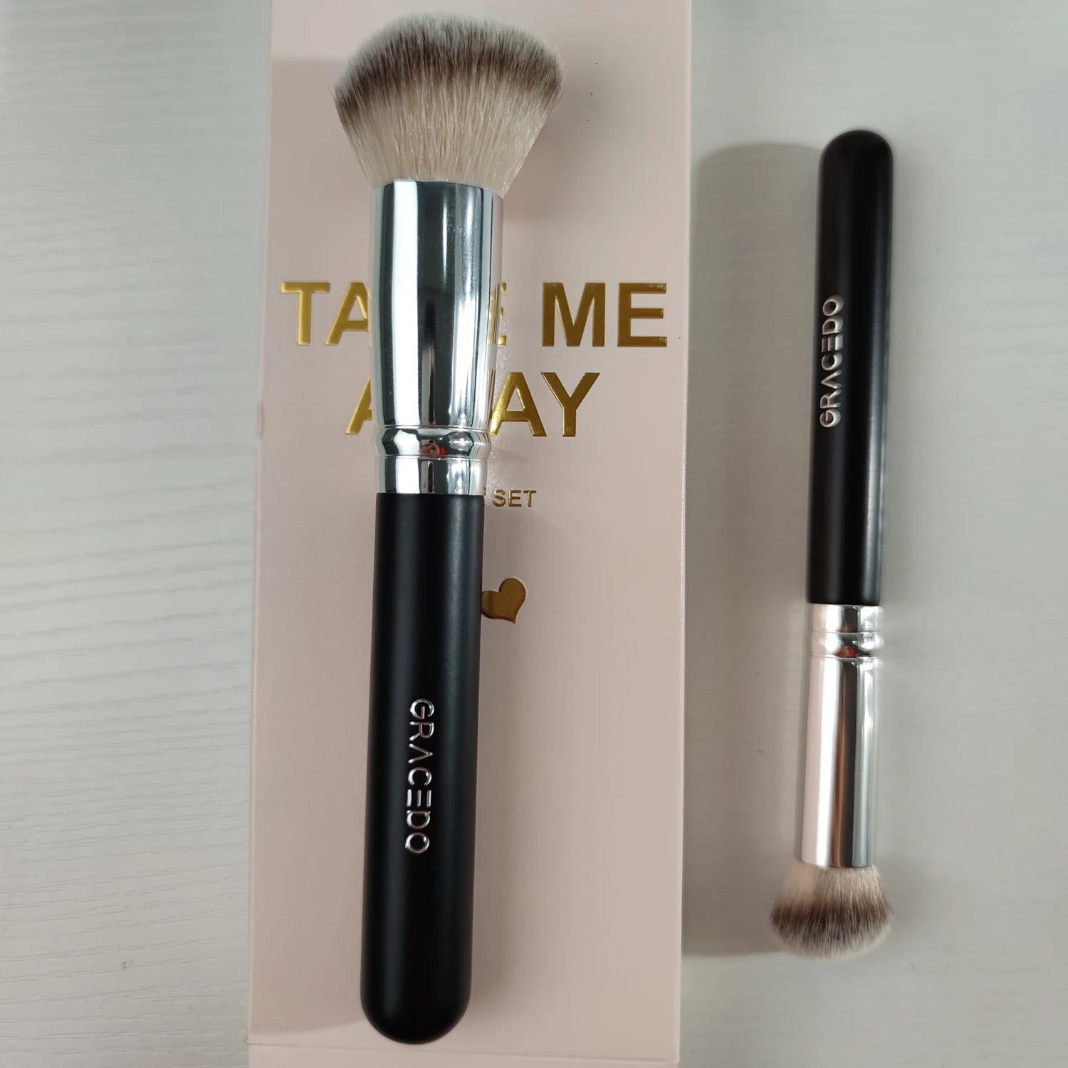 Gracedo 2PCS Wood Handle Synthetic Hair Makeup Brushes Black Foundation Concealer Blusher RTS Face Makeup Brush Set Cosmetic