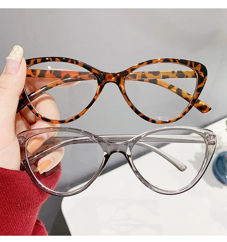 MK24012503 New Retro Trendy Myopic Glasses Frame Wholesale Cat Eye Popular Flat Lens Women Fashion Anti Blue Light Eyeglasses