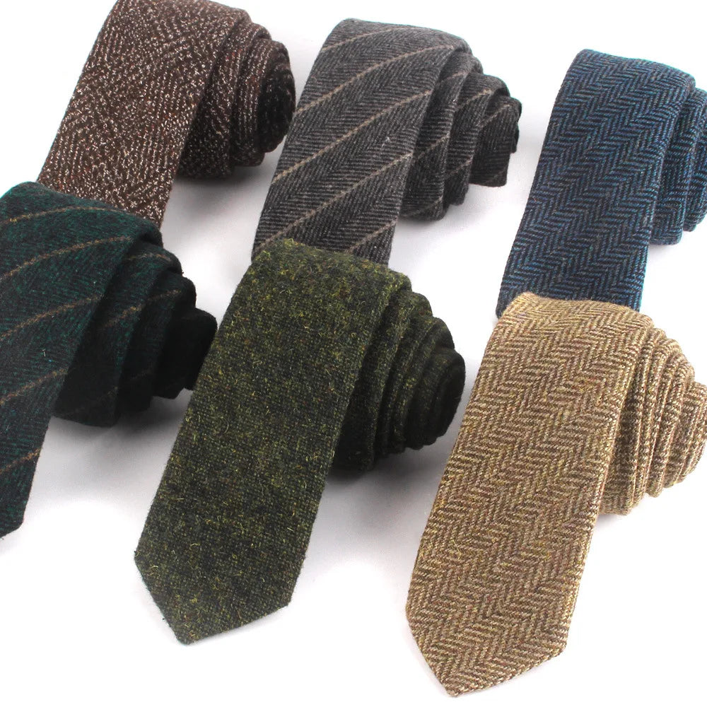 Men's Casual Solid Wool Ties Wedding Gift Suit Cravat Accessories with Corbata Slim Striped Necktie Fashionable Casual Style