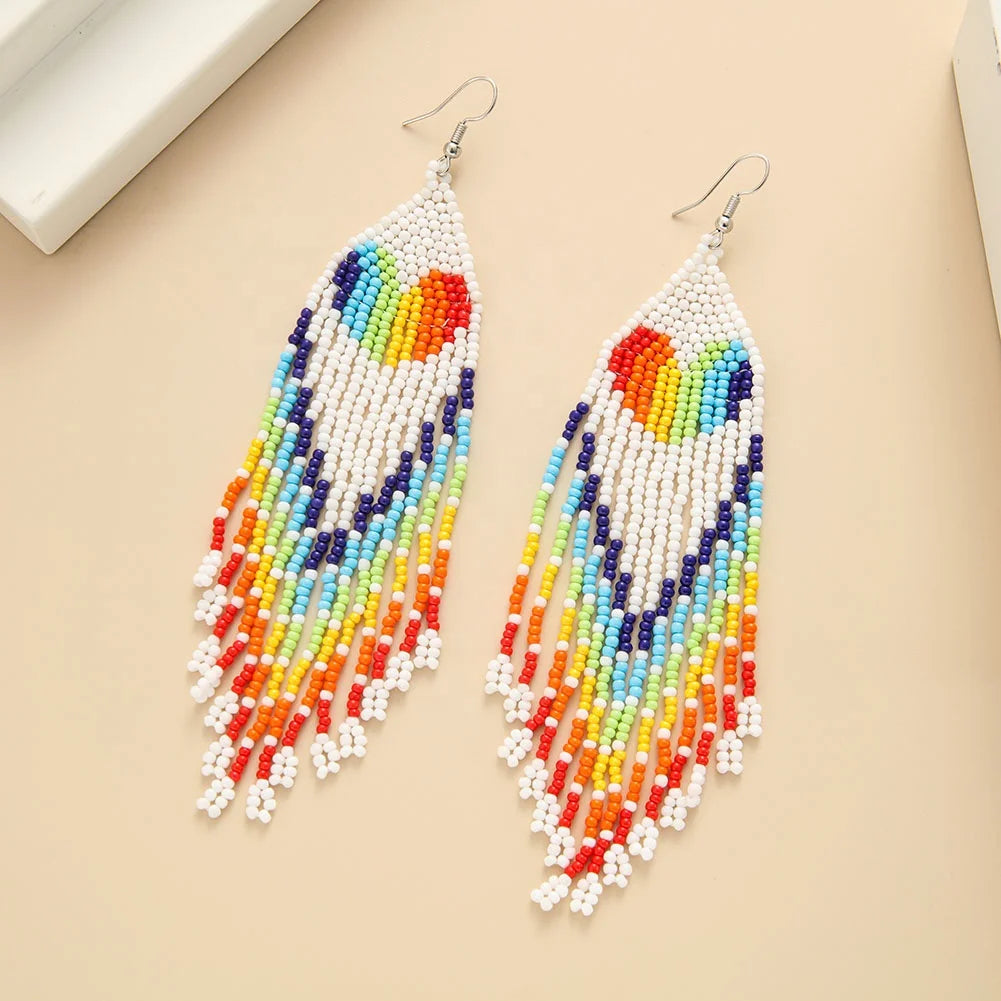 Trendy Rainbow-Colored Heart Shape Glass Beads Dangle Huggie Earrings Hand-Woven Women's Jewelry for Weddings Parties Gifts