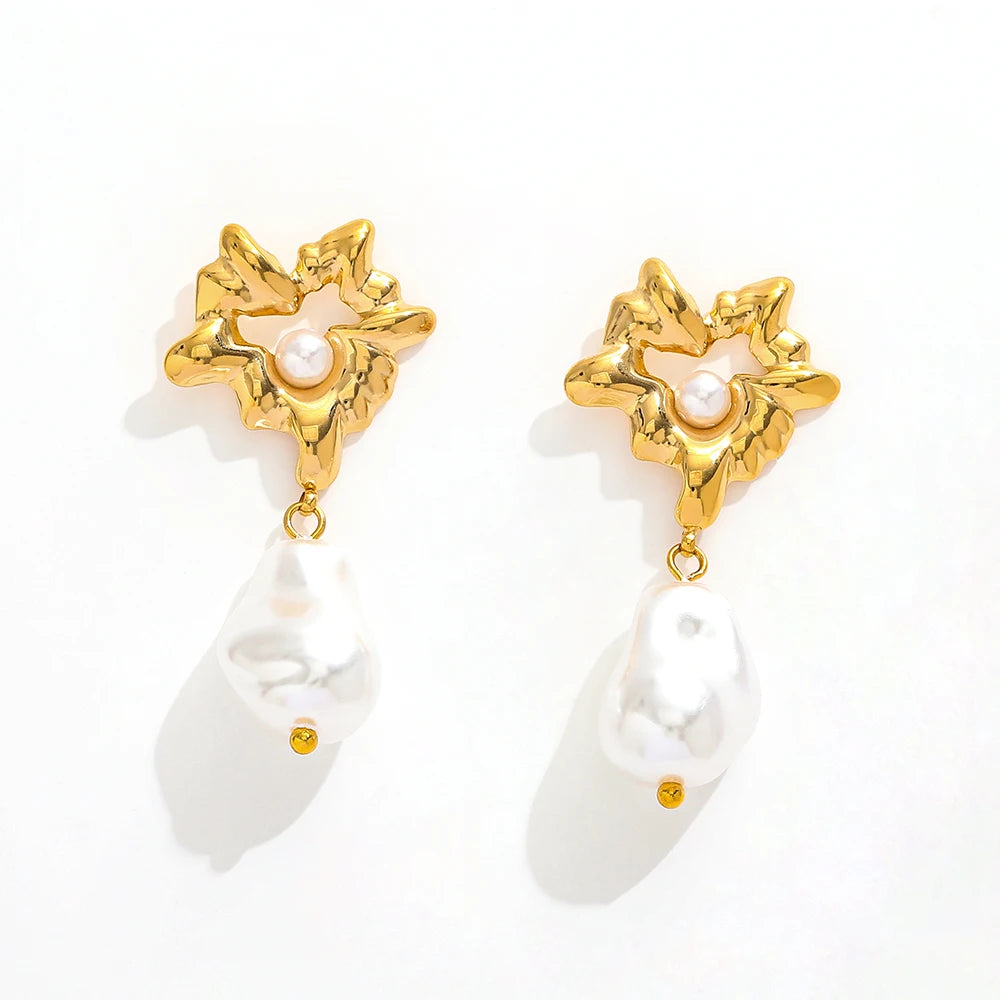 Trendy 18K Gold Plated Imitation Pearl Stud Earrings Stainless Steel Irregular Heart Geometric Pattern Wholesale