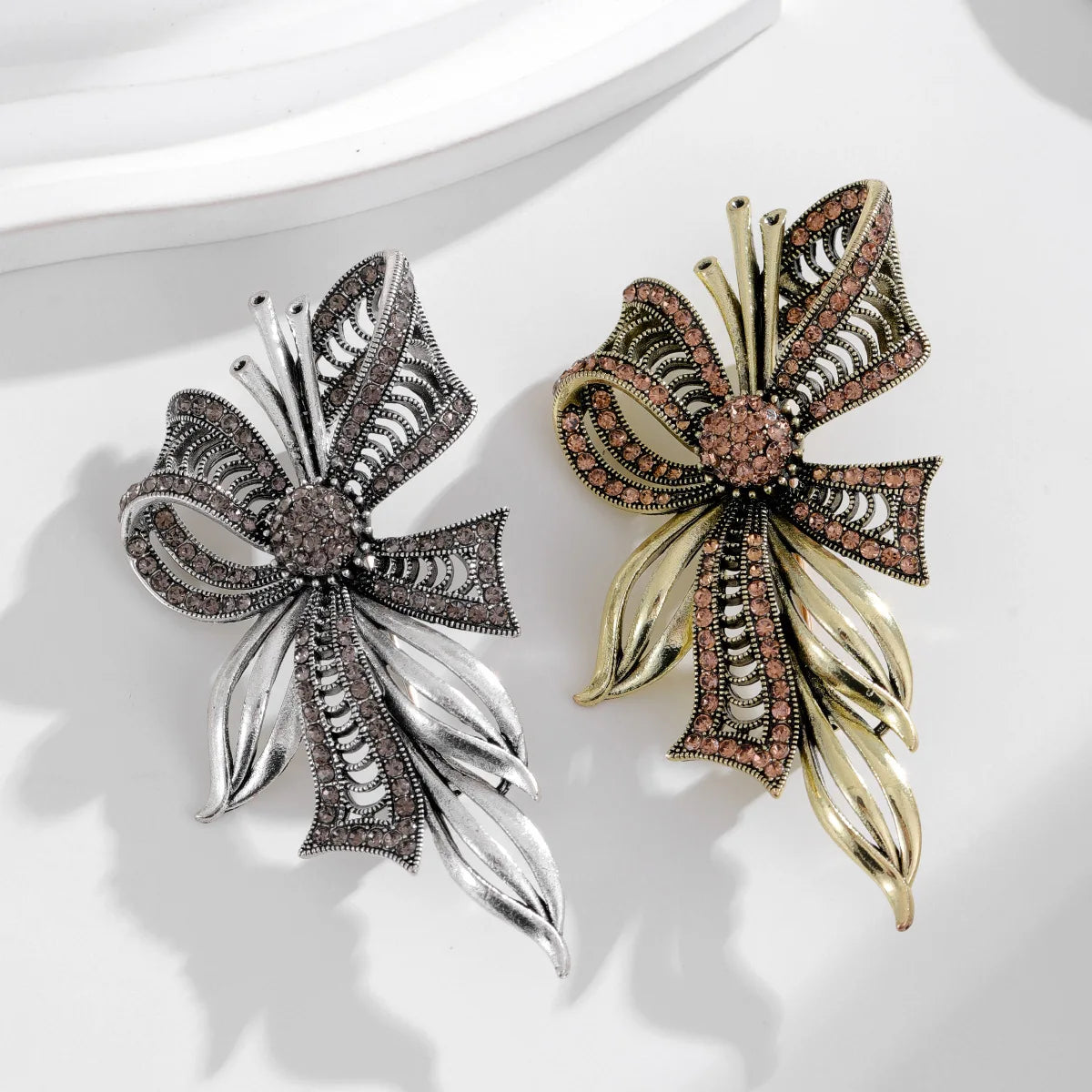 DAIHE XZ-088 Bow Brooch for Women  High-end Floral Pin for Neck and Collar Brooch