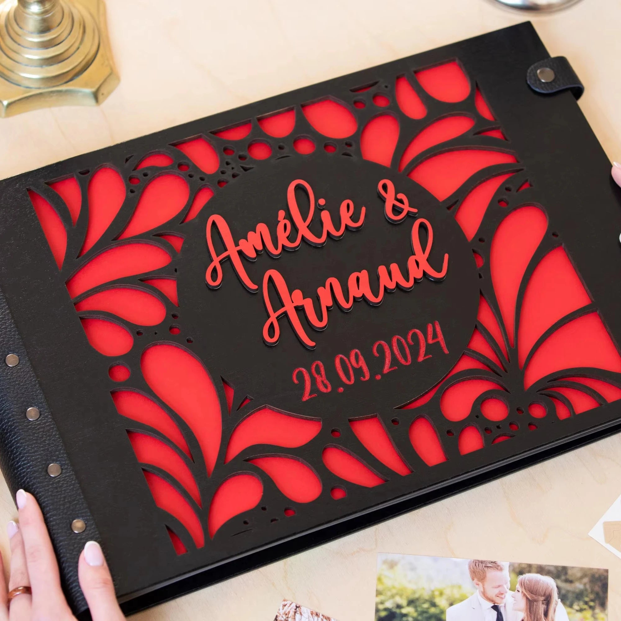 Customized Gothic 3D Wooden Photo 40pages Scrapbook with 3D Carved Text Leather-bound Wood Self Adhesive Photo Album