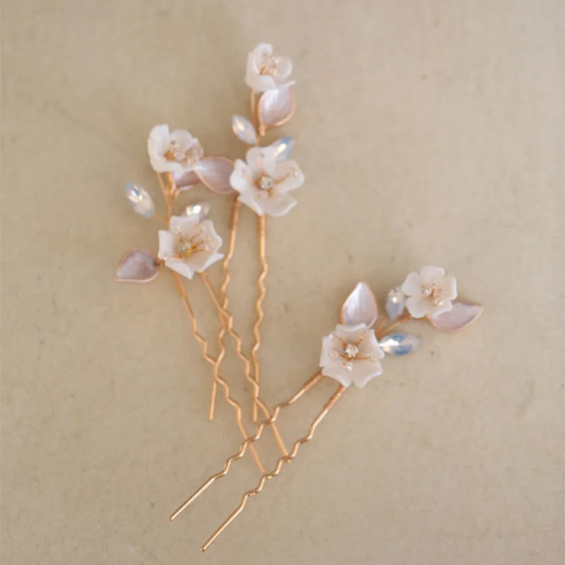 SLBRIDAL Handmade Ceram Flower Alloy Leaf Pearls Bridal Hair Pin Wedding Hair Sticker Hair Accessories Bridesmaids Women Jewelry