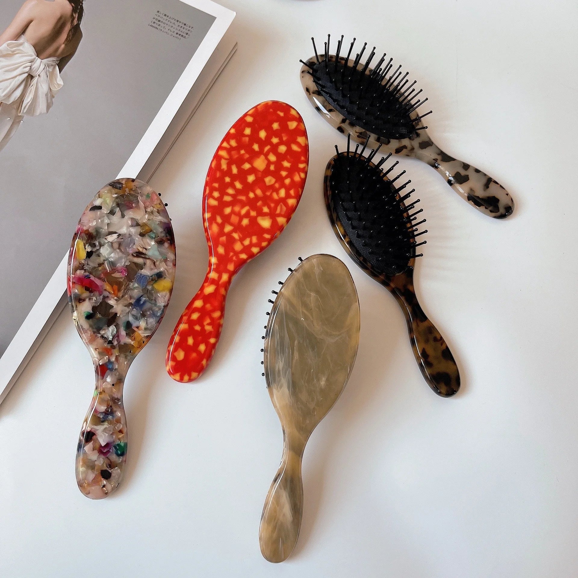 Korean Version Exquisite Compact Acetate Air Cushion Comb Relax Massage Retro Advanced Sense for Women Kids Fine Workmanship