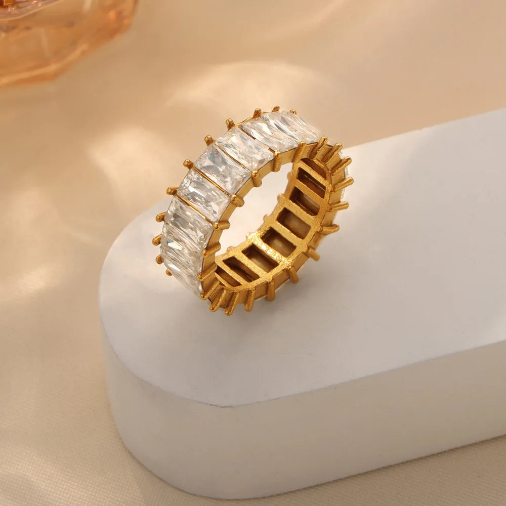 High End Full Cubic Zirconia Pave Ring 18k Gold Plated Stainless Steel Zircon Gemstone Hip Hop Rings for Women Accesorios Mujer