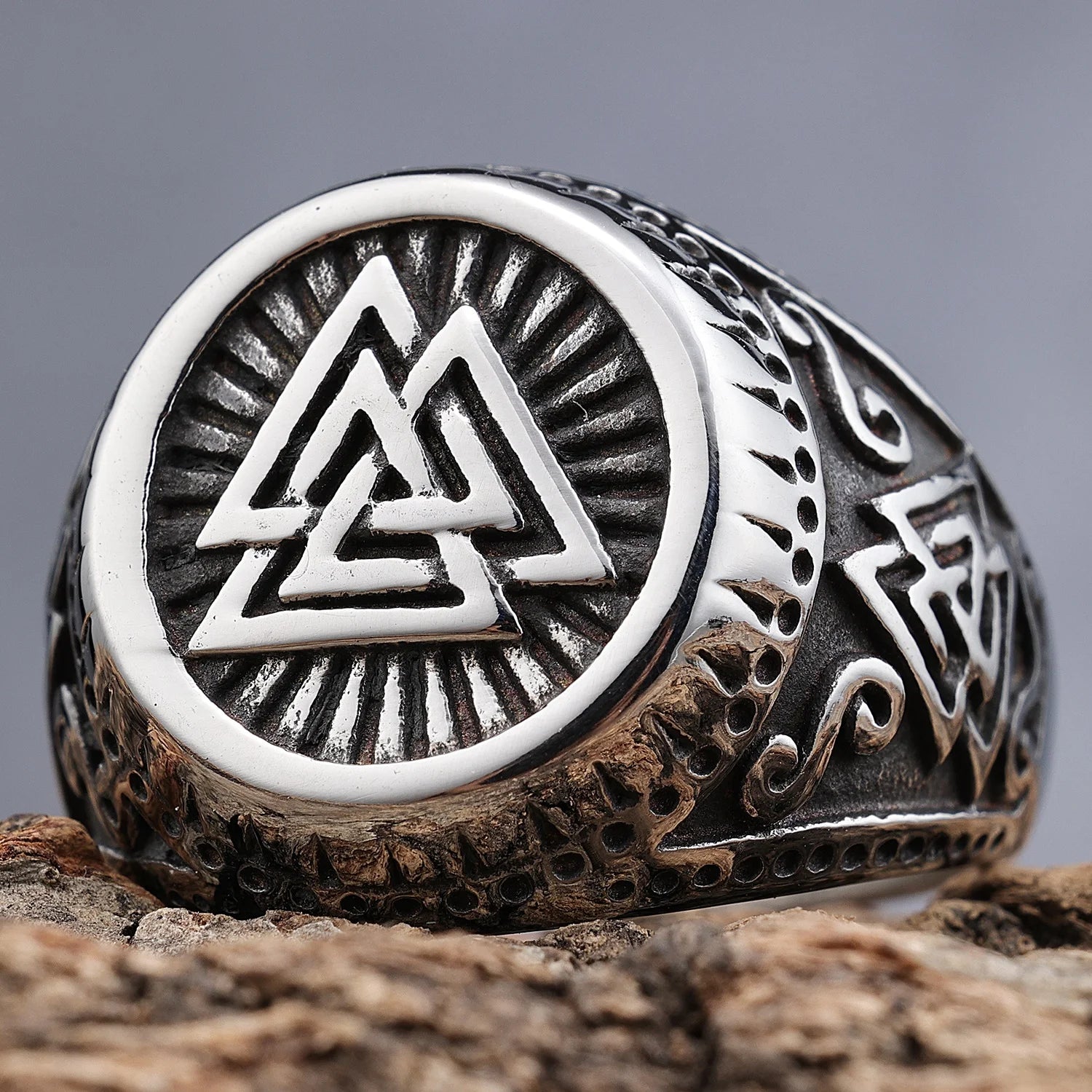 Custom Handmade Vintage Stainless Steel Scandinavian Triangle Valknut Viking Rings for Men Size 7-13