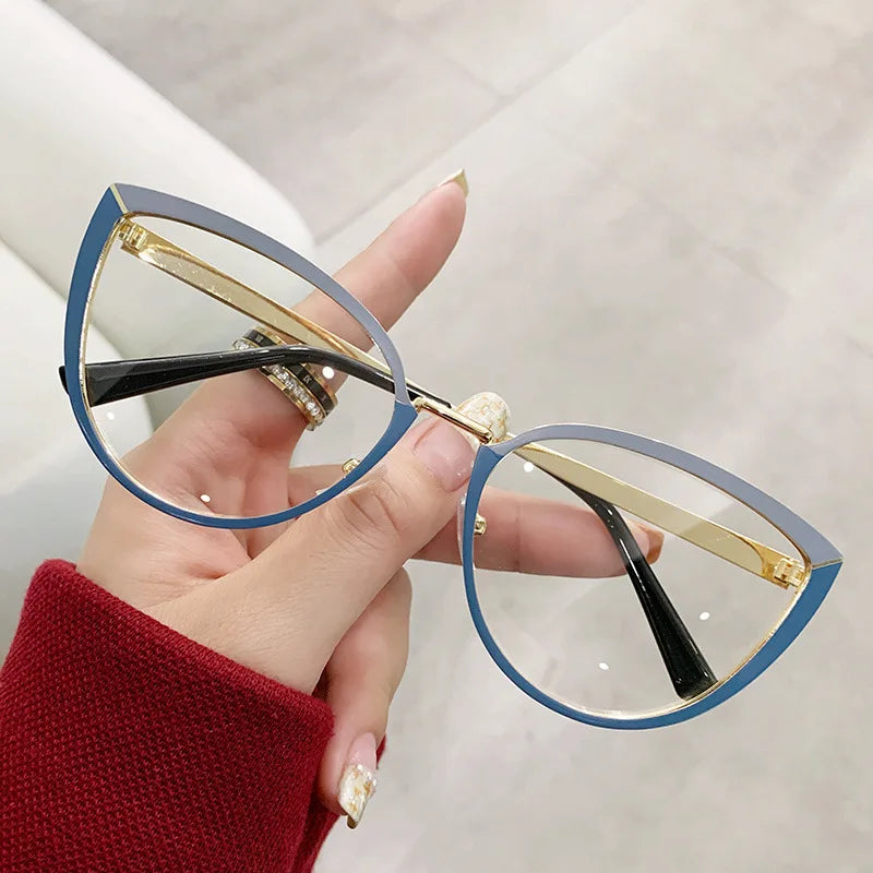 Wholesale Cat Eye Fashion Photochromic Anti Blue Light Blocking Eyeglasses Cheap Optical Frames for Women Metal Material