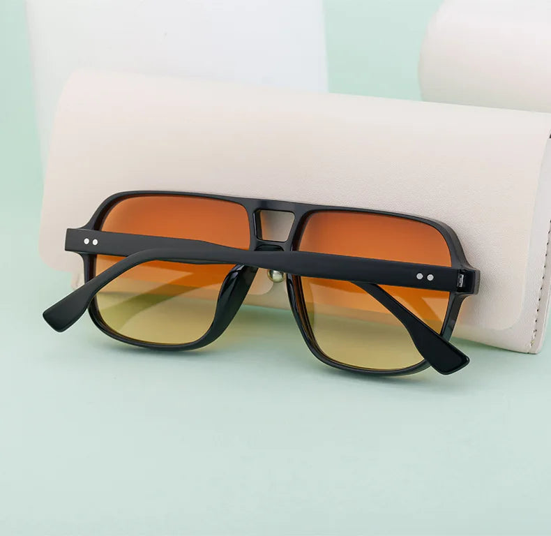 Vintage Men Brand Designer Ins Popular Eyewear Women Rivets Sun Glasses Double Bridge Oversize Sunglasses Big Frame Shades