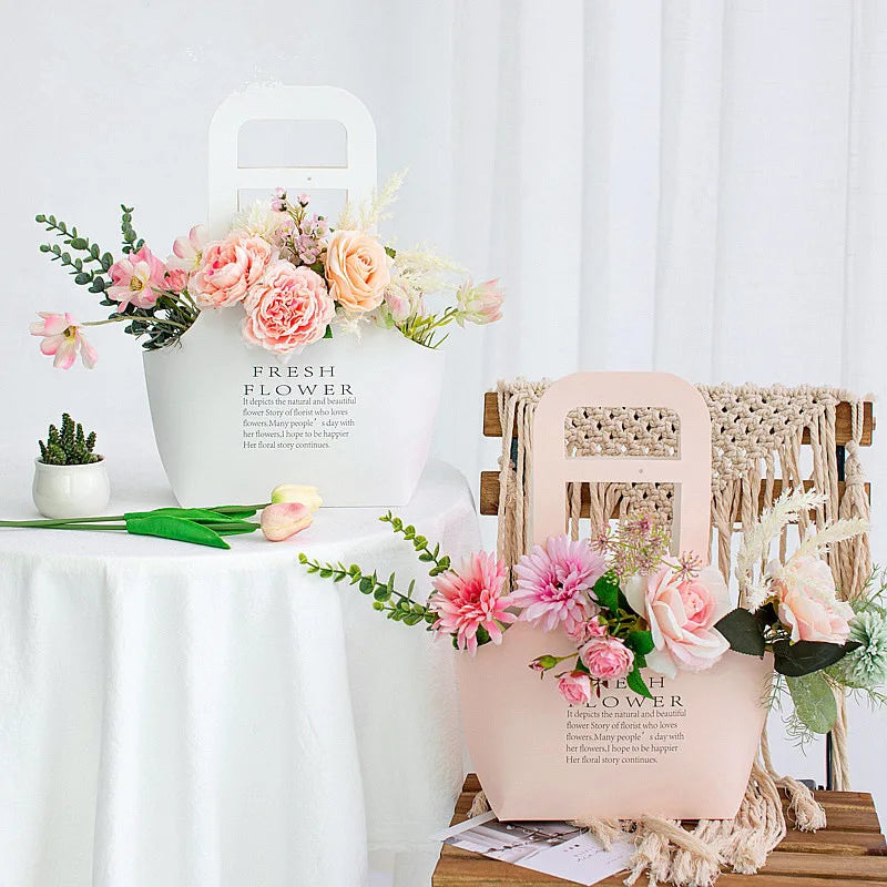 Valentine's Day Fashion Kraft Paper Bag White Black Pink Waterproof Flower Box for Bouquet