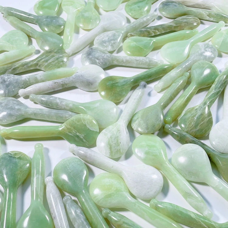 Natural Jade Skincare Tool Xiuyan Jade Beauty Tool Facial Facial Gua Sha for Slimming Shaping Firming