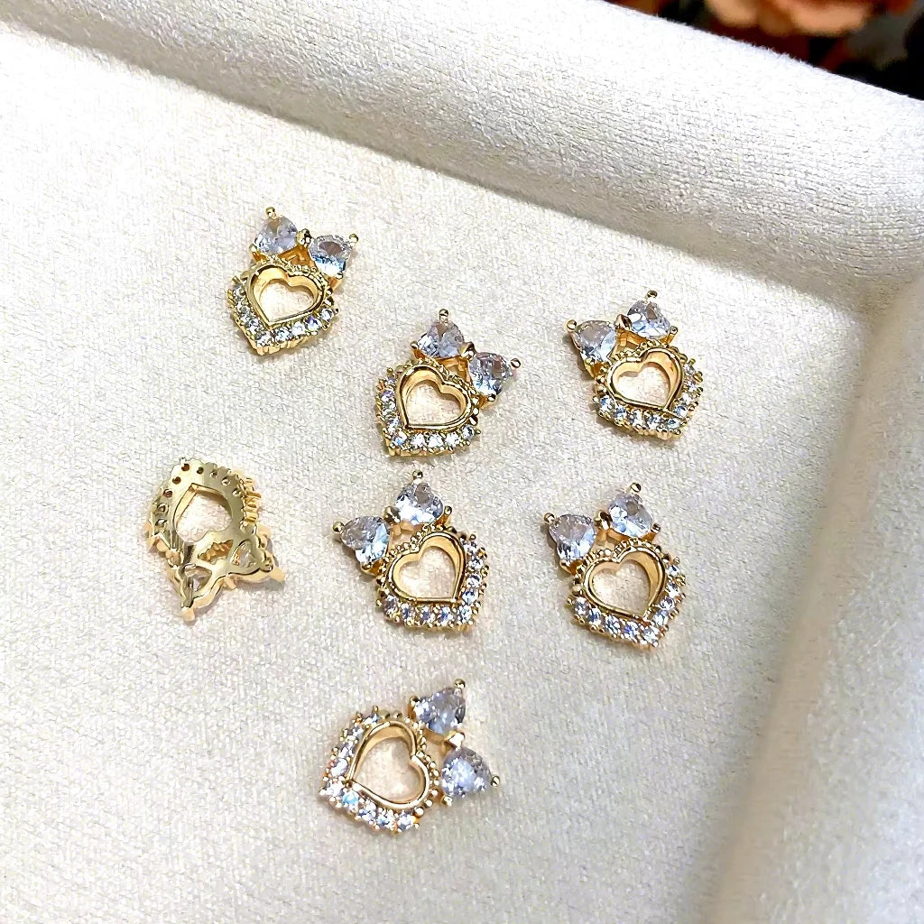 Luxury 3D High-End Nail Art Jewelry Zircon Crystal Diamond Enhancements Sparkling Hollow Heart Bow Made ABS Alloy Material New