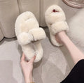 Factory Price Fashion Luxury Winter Warm Non Slip Soft Fluffy Slippers for Women New Styles Thick Sole Shoes for Home Outdoor