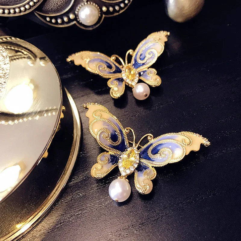 High Grade Designer Crystal Rhinestone Women's Luxury Butterfly Brooches Pin for Wedding Engagement Gift