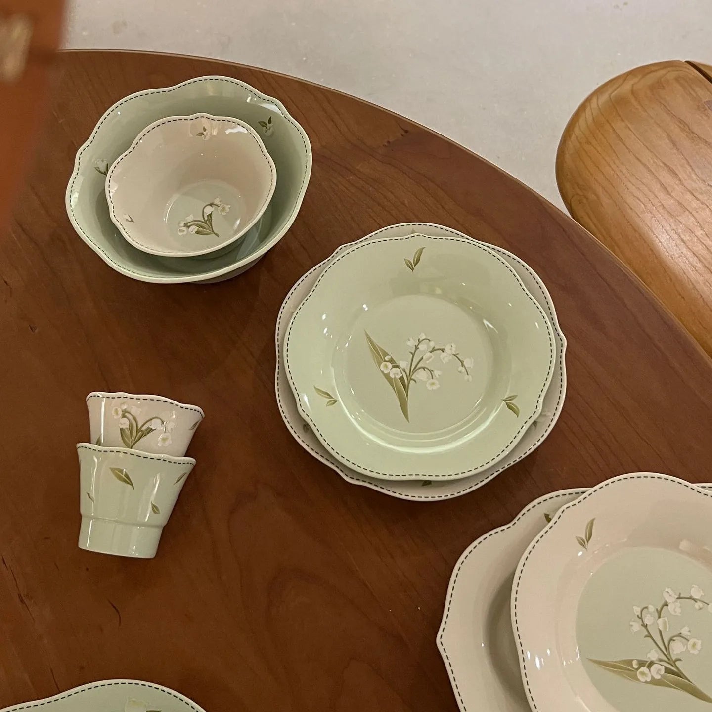 Solhui Ceramic Tableware Microwave Bowl Small Lily of the Valley Ceramic Home Plates
