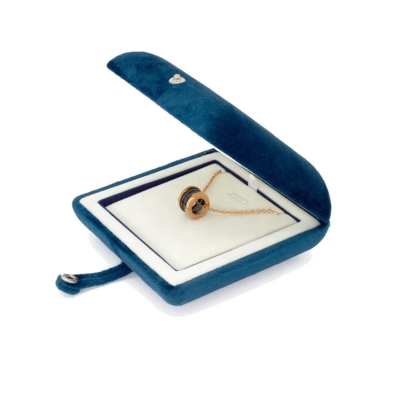 Factory Spot Wholesale Luxury Velvet Necklace Box Big Pendant Box Earring Ring Ring Emerald Pearl Custom Jewelry Packaging