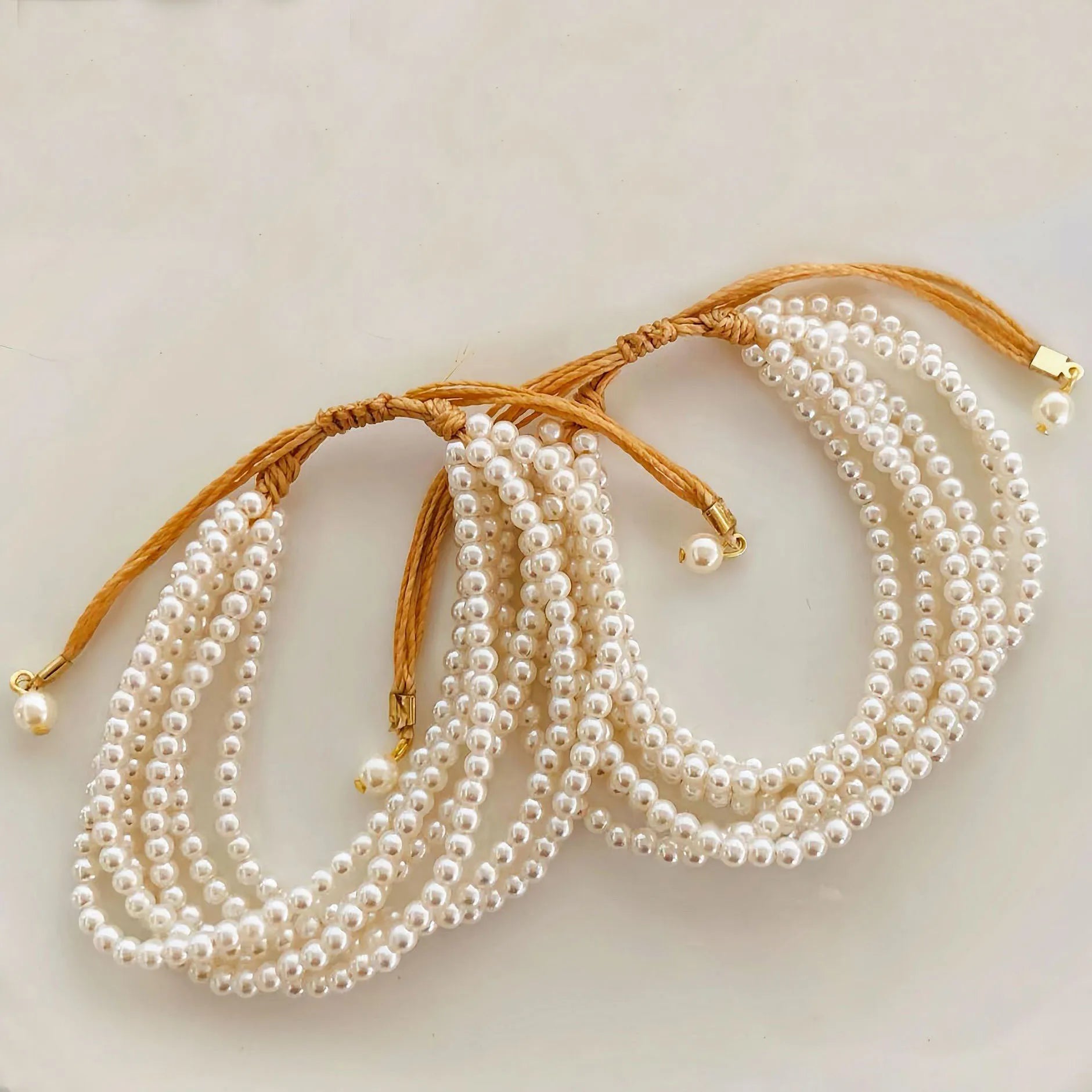 Exactly Simple Stylish Gold Plated Adjustable Multi-layer White Pearl Bead Hand Chain Bracelet for Women Party