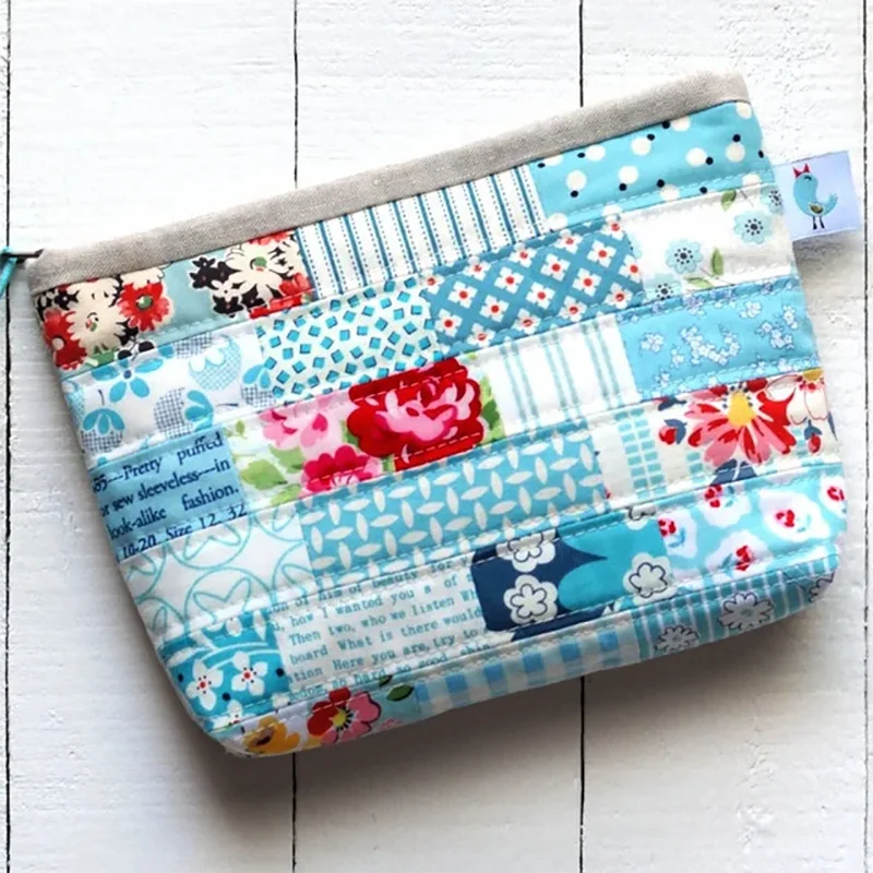 Practical Creative Zippered Bag Made Scrap Fabric Thoughtful Choice for Festival Gifts Item Exchanges Travel Cosmetic Bags