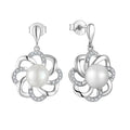 Fashion and Elegant Freshwater Pearl Earrings Fashion Eight-petal Flower Crystal Earrings Female Earrings
