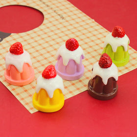 Factory Price Strawberry Cake Resin Flatback Cabochon for DIY Jewelry Making Earring Pendant Doll House Miniature Food