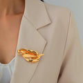 Irregular Leaf Shaped Metal Brooch Pins for Women Trendy Ladies Brooches on Clothes Decoration Other Fashion Jewelry Accessories