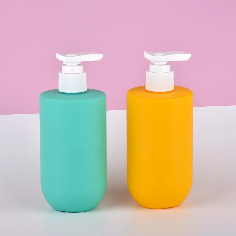 Customized 300ml HDPE Plastic Skin Care Lotion Bottle with Lotion Pump Yellow Green Personal Care Packaging