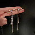 SC New Arrival Trendy Long Rhinestone Tassel Earrings Korean Gold Silver Bowknot Earrings Fashion Zircon Bow Earrings for Girls