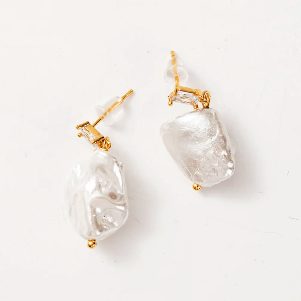 Winter French Style 18k Gold Plating Copper Stud Earrings Freshwater Pearl Drop Earring Twisted Hoop Earrings Jewelry for Women