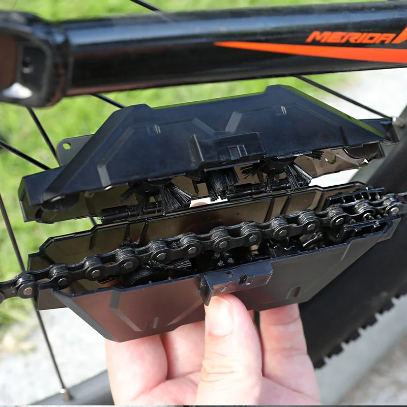 MTB Bicycle protection Portable Clean Wash Tool Road Bike Chain Brush for Mountain Bicycle