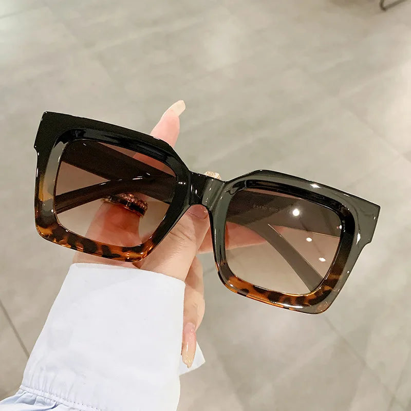 5130 Retro Rectangle Chunky Sunglasses Women Men Trendy Square Shades Black Tortie Frame Fashion Luxury Brand Design Glasses